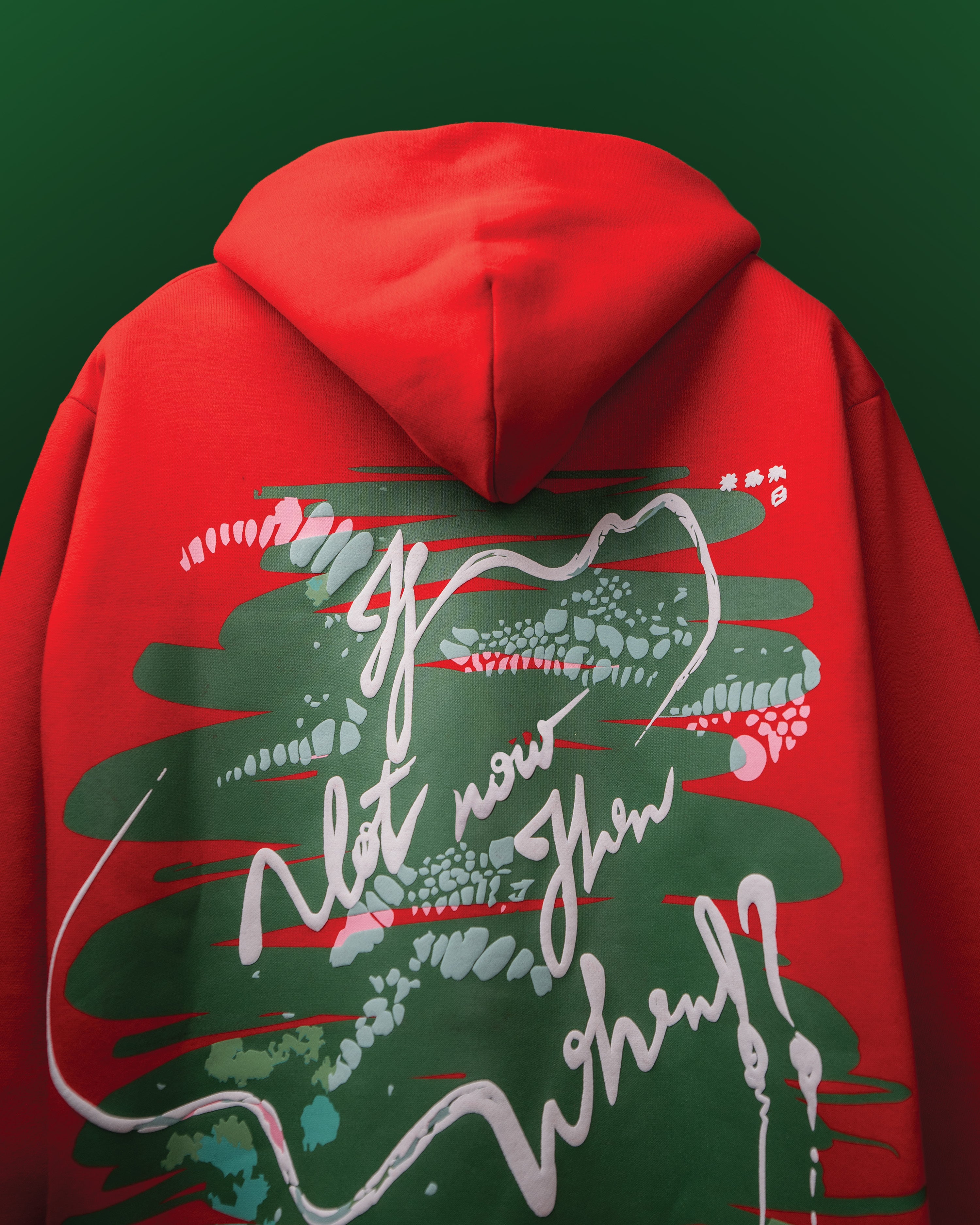 MOMENT D’OR HOODIE RED